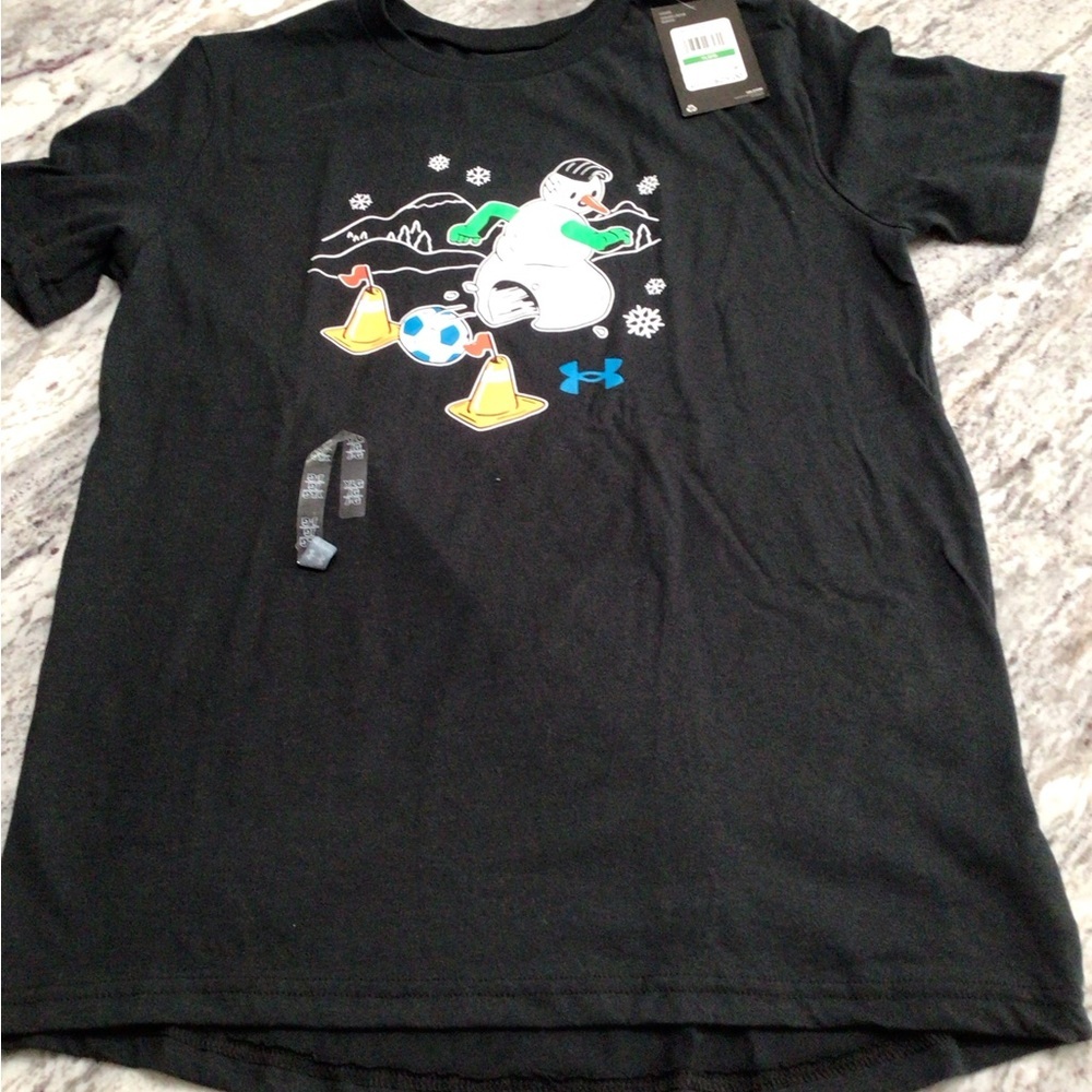 Boy’s Under Armour Soccer T-Shirt NWT